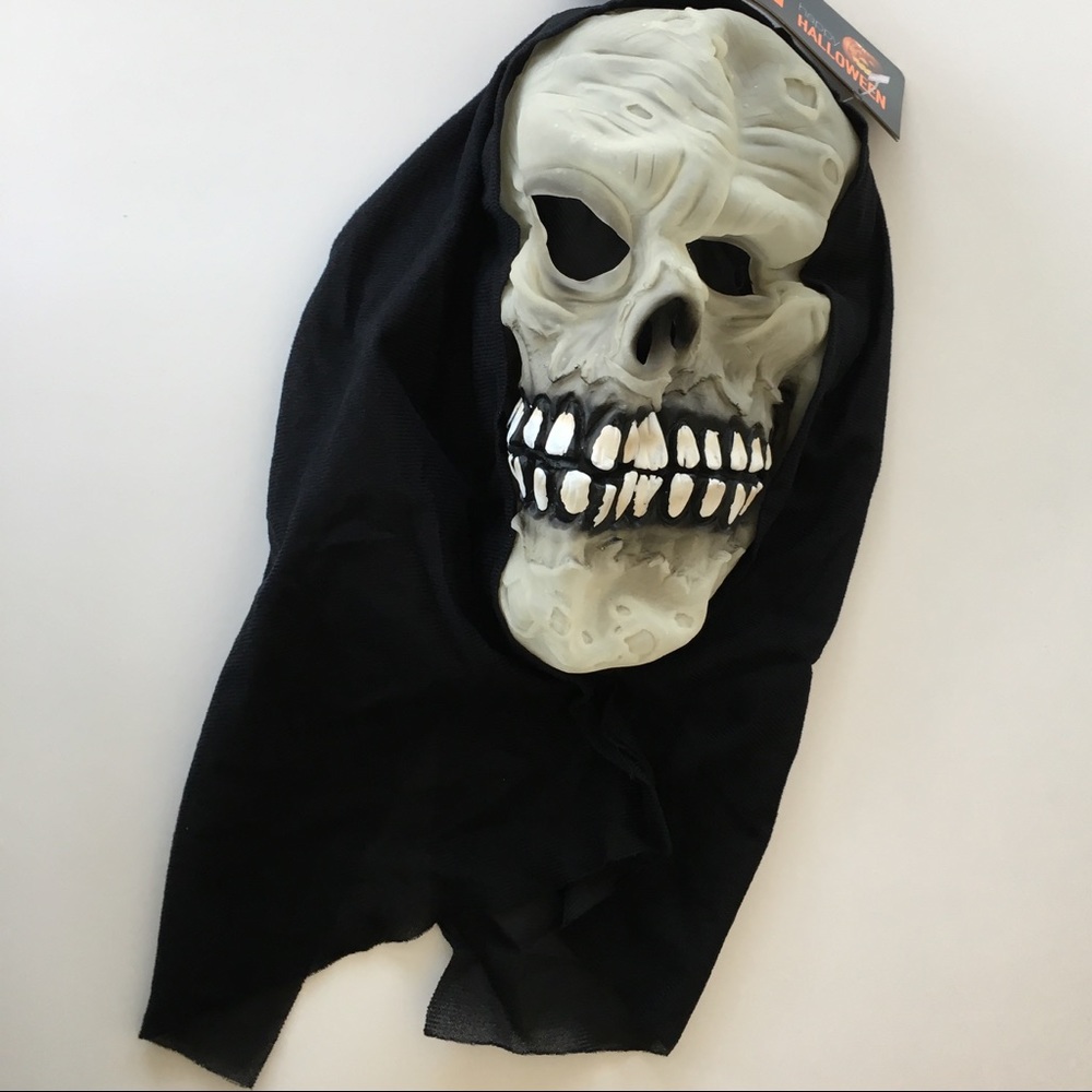 Glow in the Dark Skeleton Mask Halloween 🎃